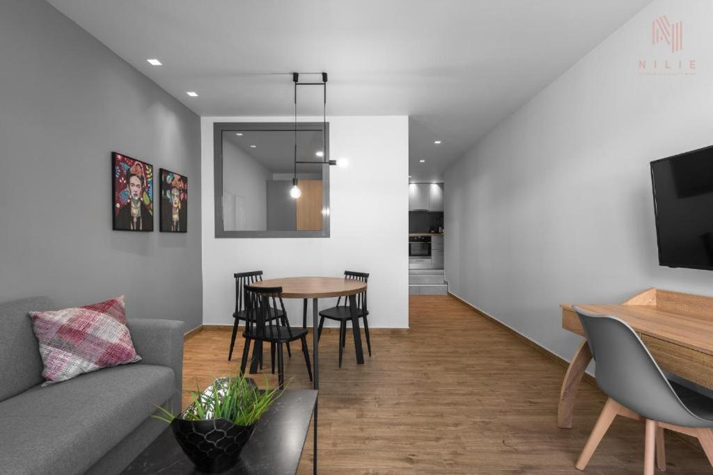 Ferienwohnung Big Apple Aprts, Nilie Hospitality Mgmt Thessaloniki Exterior foto